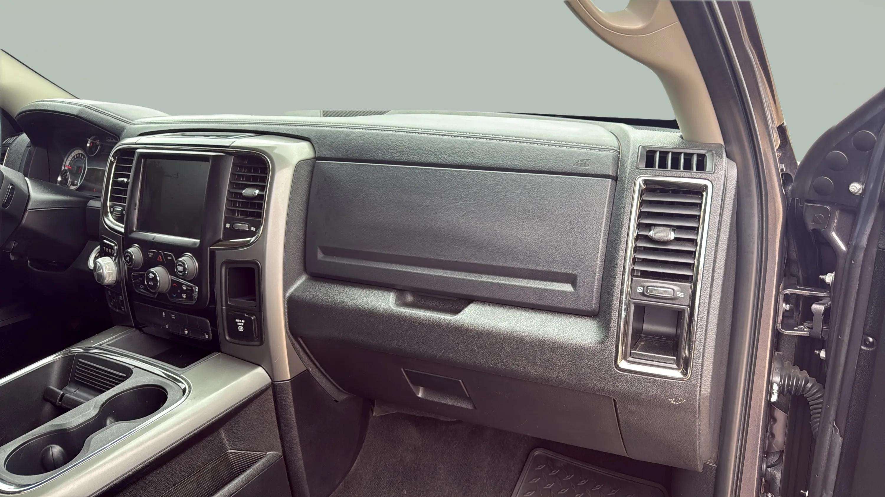 2016 RAM 1500 Sport
