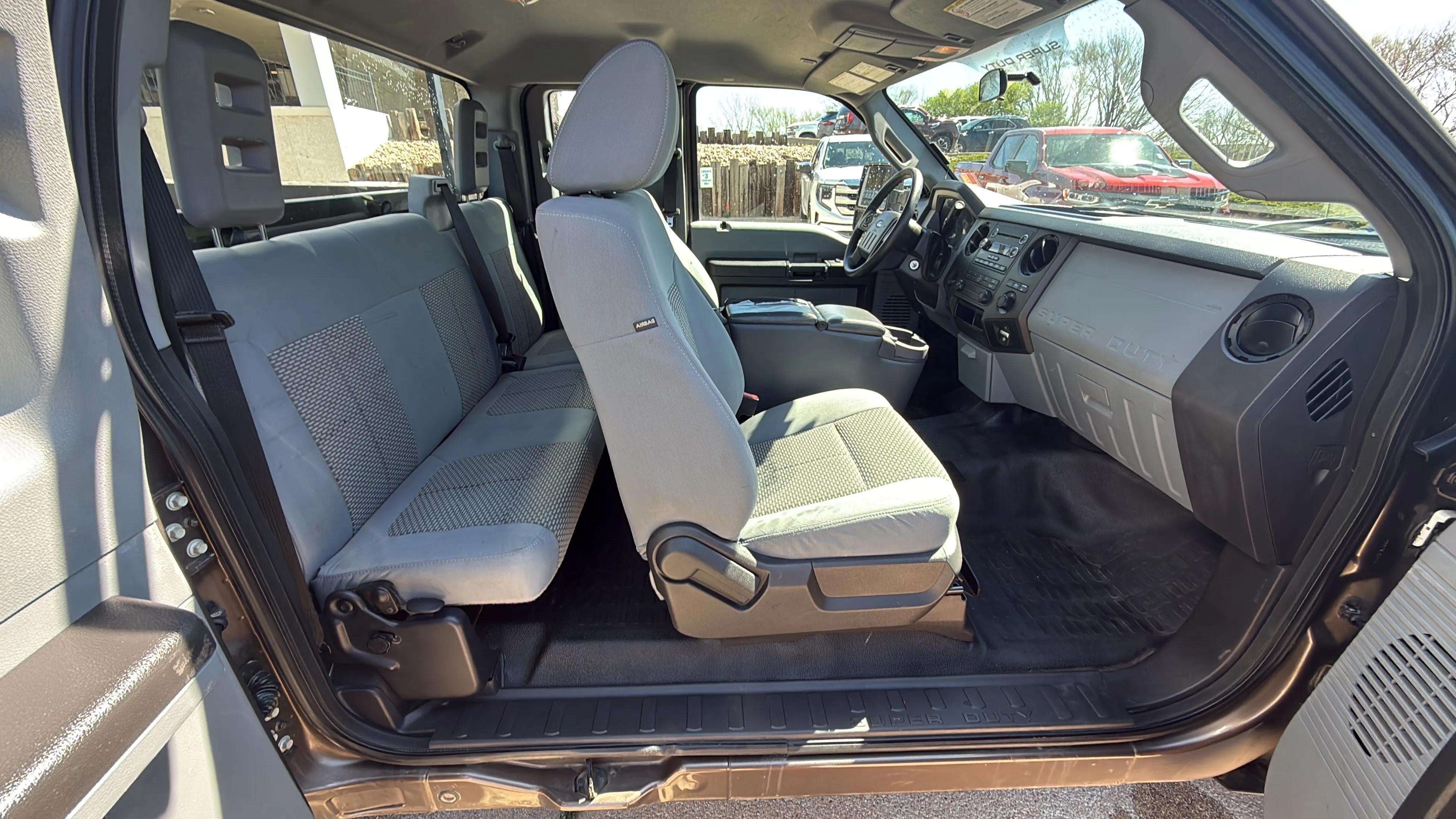 2016 Ford Super Duty F-250 SRW XL