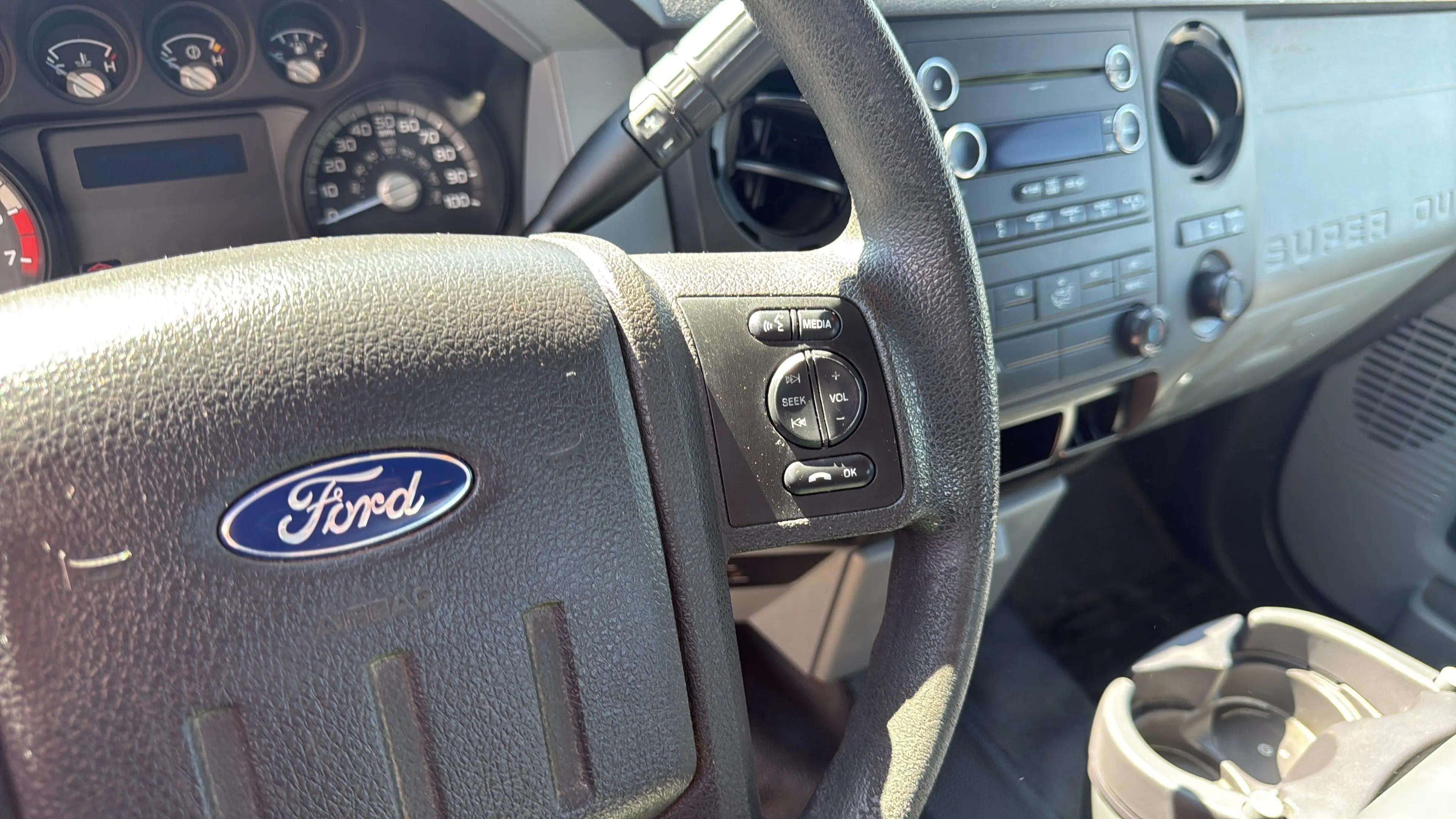 2016 Ford Super Duty F-250 SRW XL