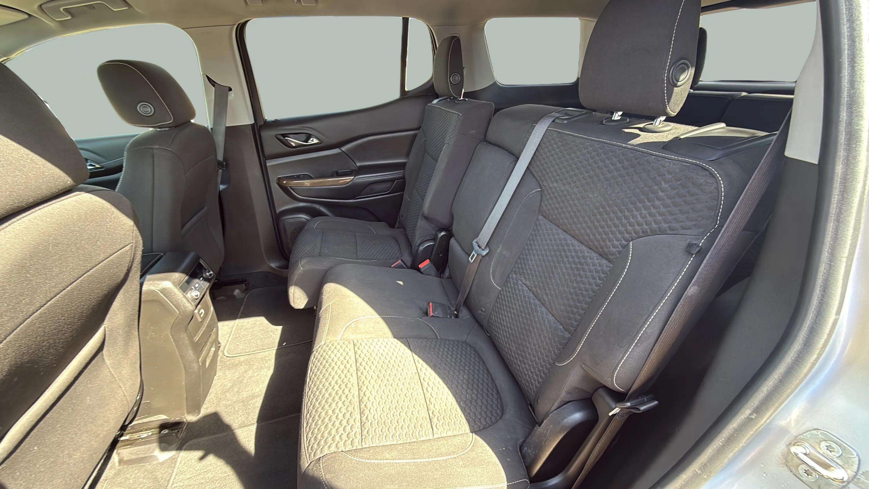2019 GMC Acadia SLE