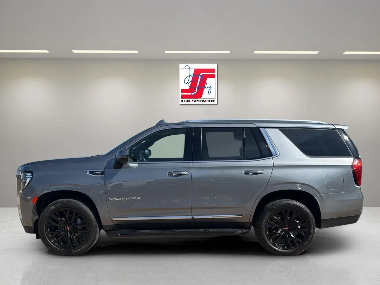2022 GMC Yukon SLT