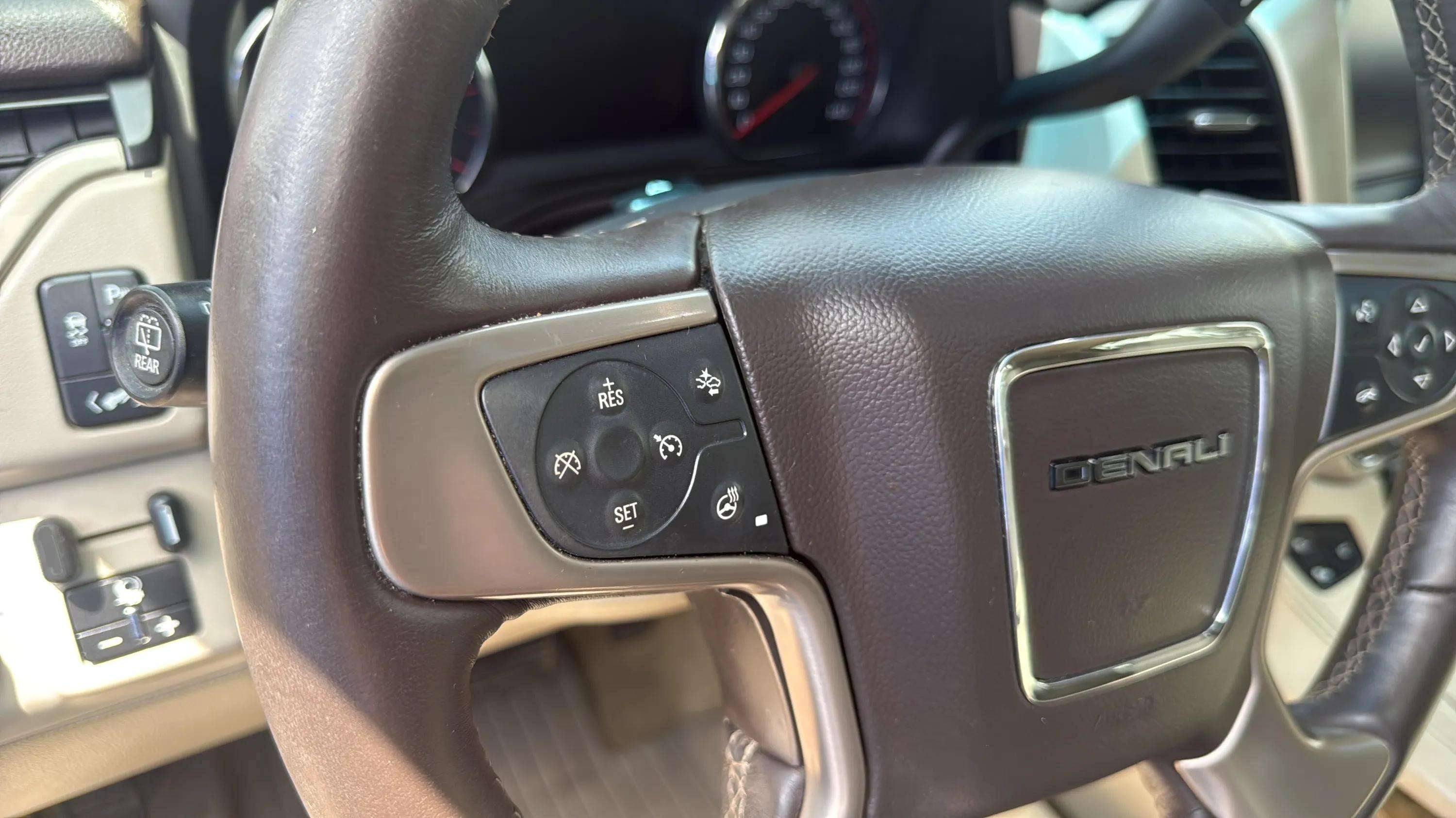 2016 GMC Yukon Denali