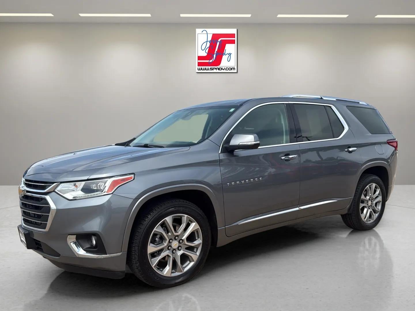 2021 Chevrolet Traverse AWD Premier's photo