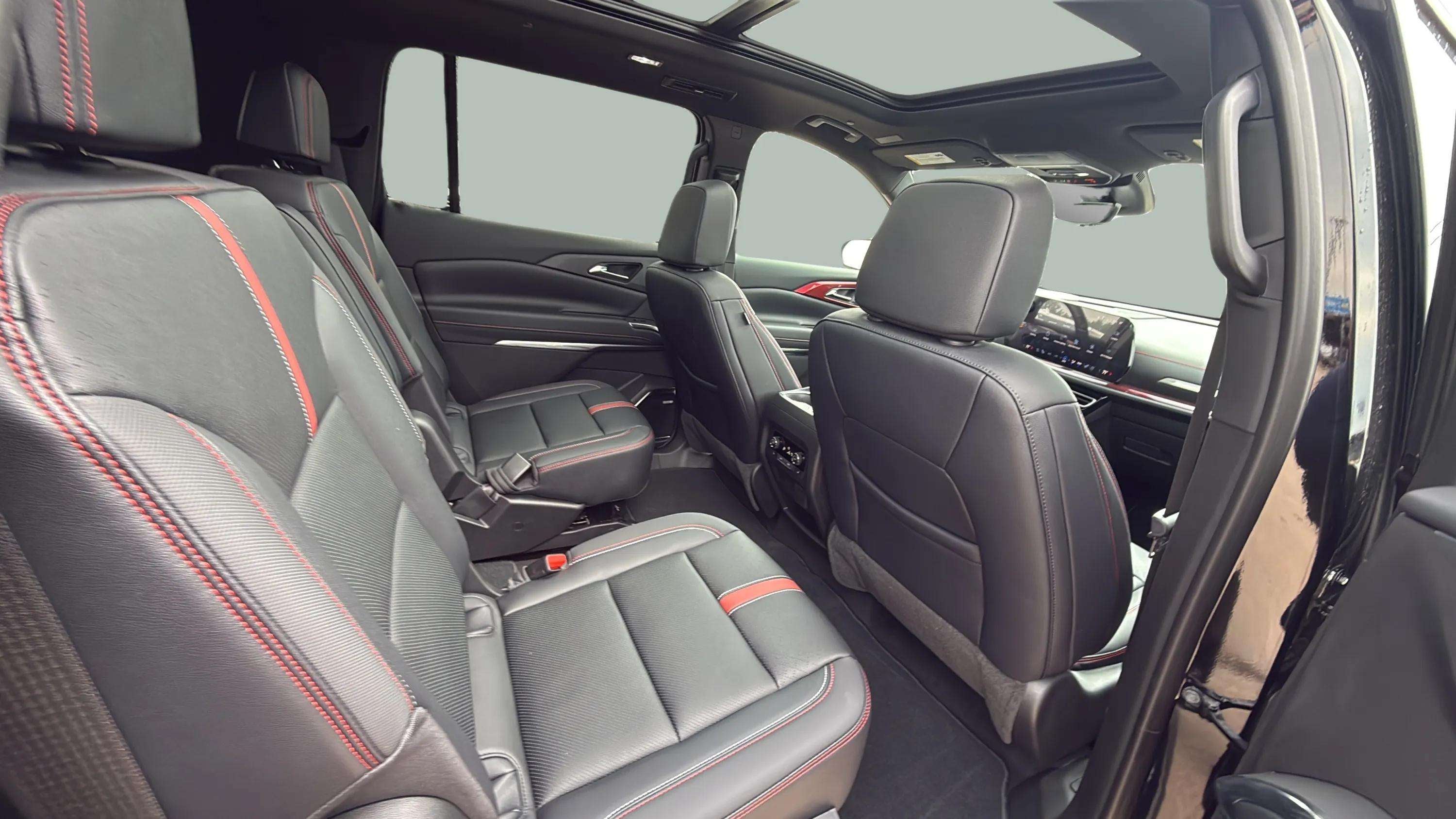 2026 Chevrolet Traverse RS - Photo 11