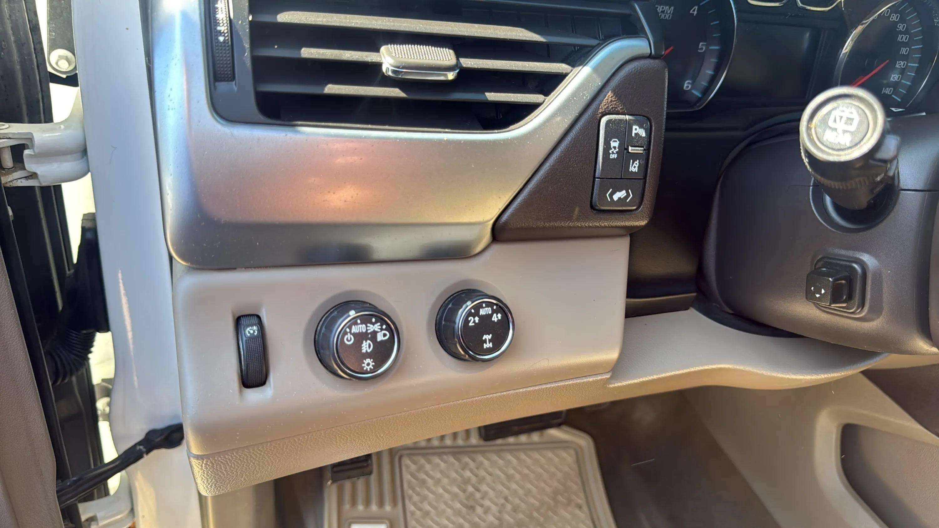 2015 Chevrolet Suburban LT