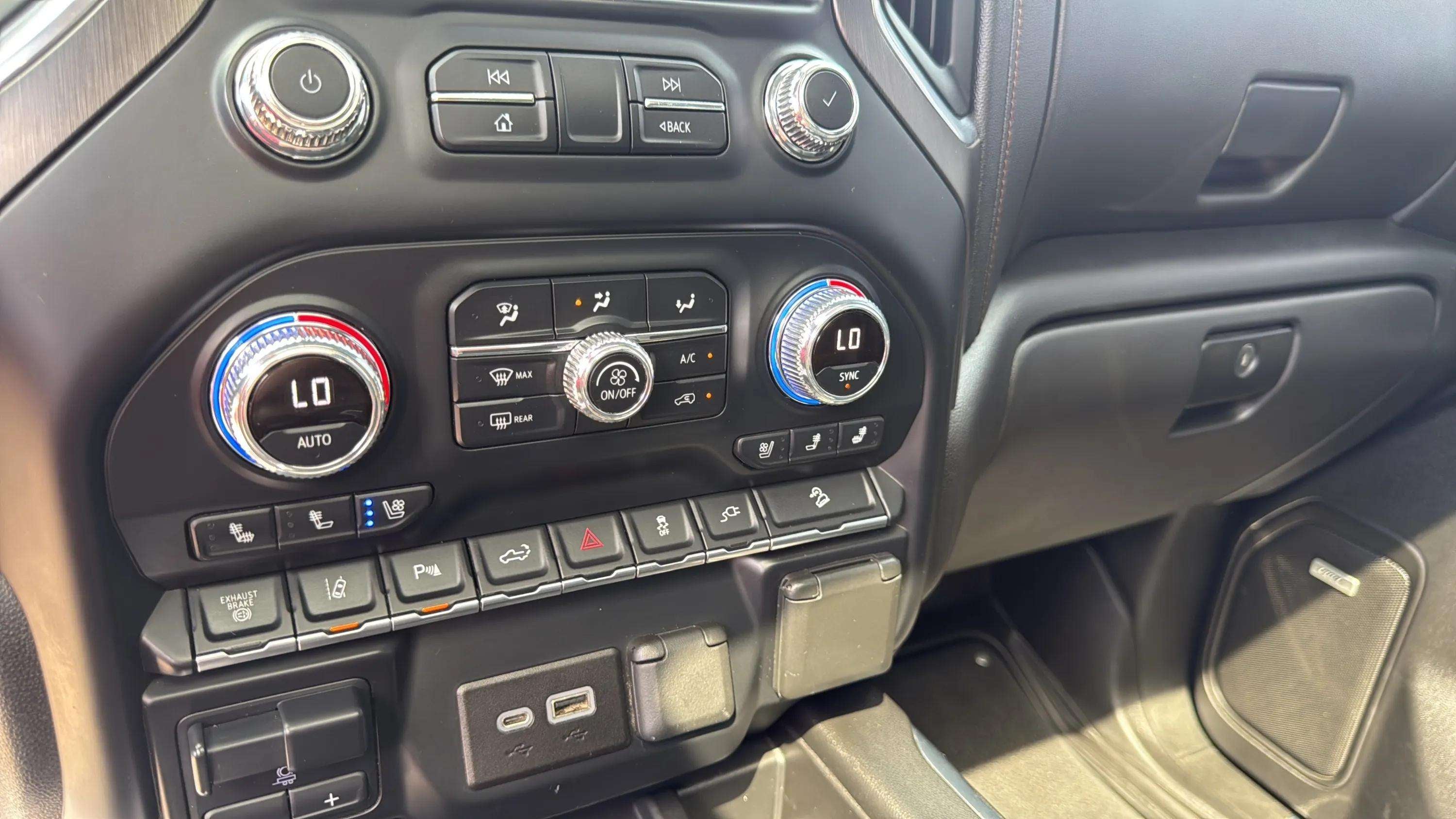 2022 GMC Sierra 2500 HD AT4