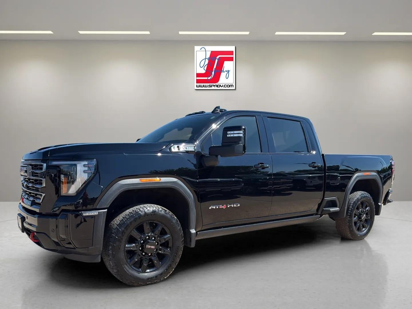 2025 GMC Sierra 2500 HD AT4