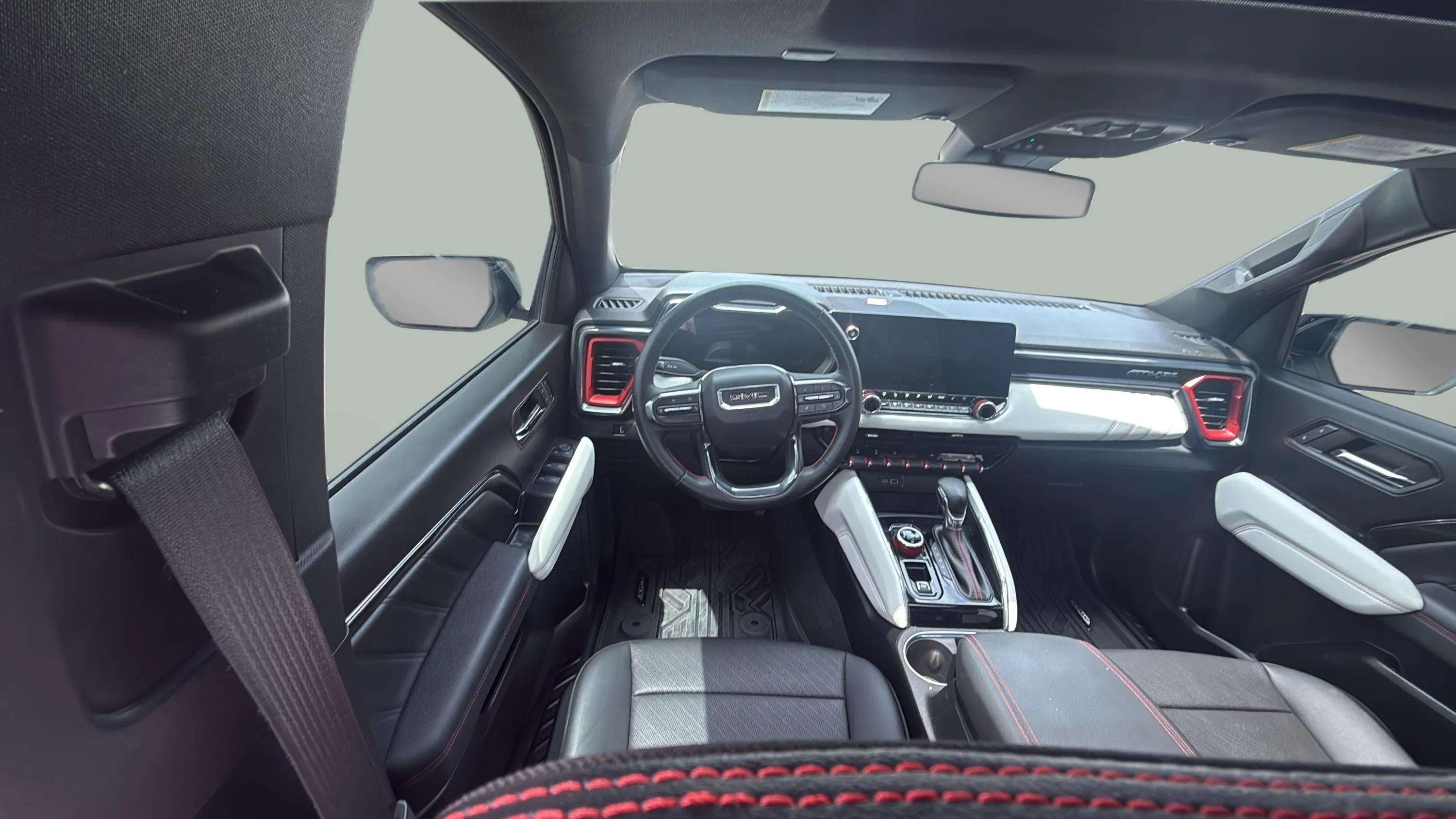 2024 GMC Canyon AT4X