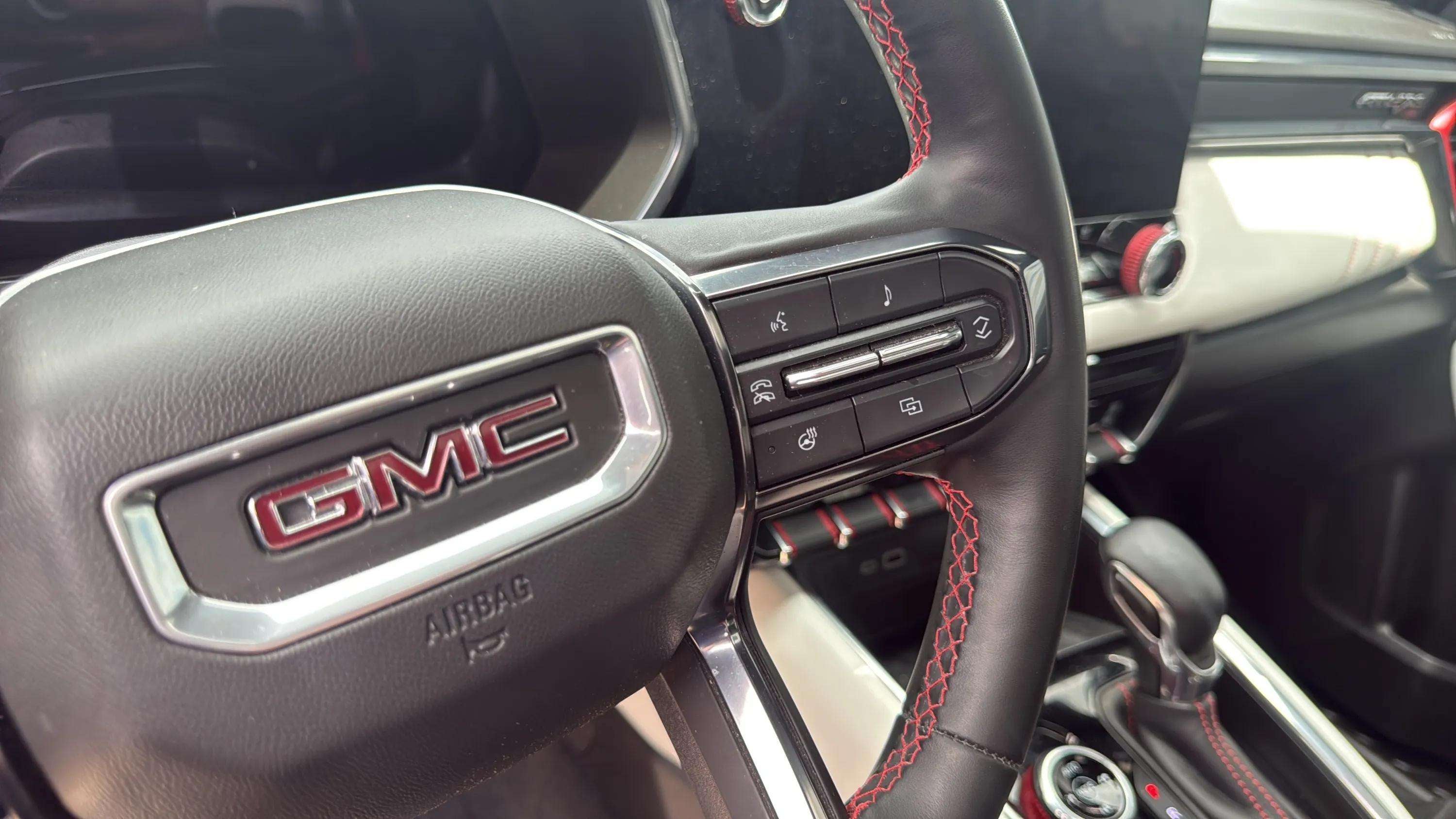 2024 GMC Canyon AT4X