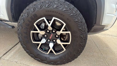 2024 GMC Canyon AT4X