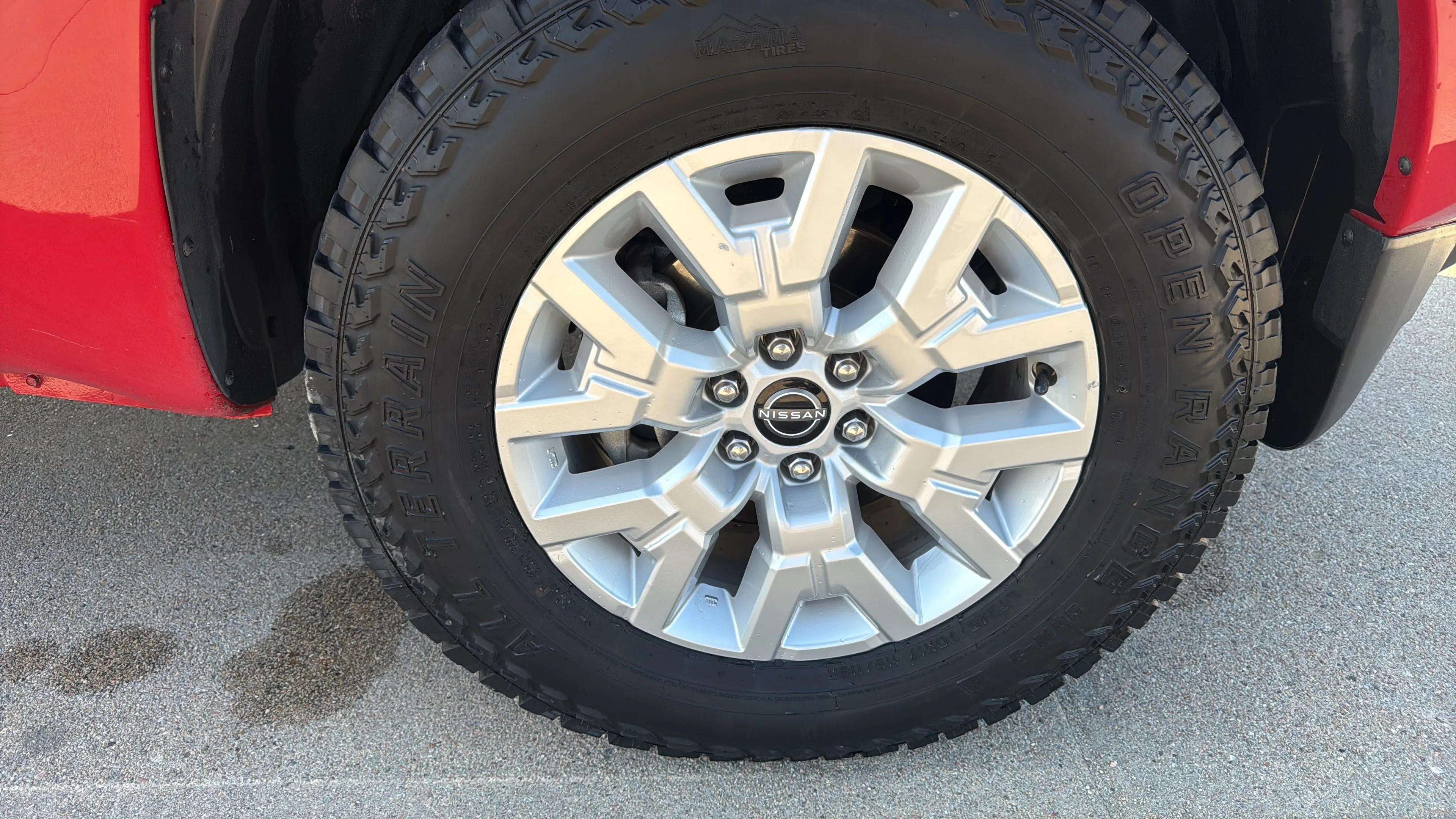2022 Nissan Frontier SV