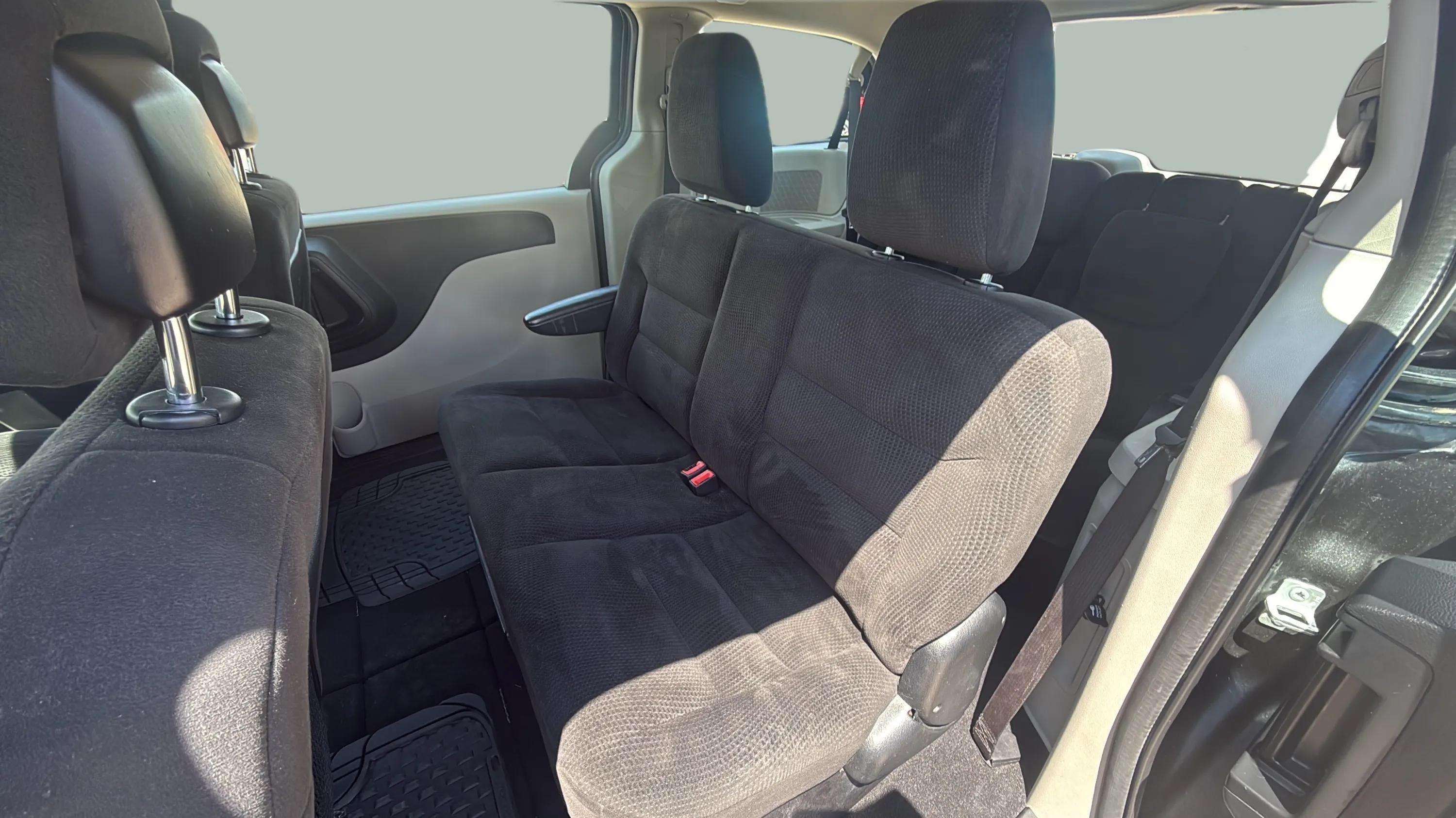 2016 Dodge Grand Caravan American Value Pkg
