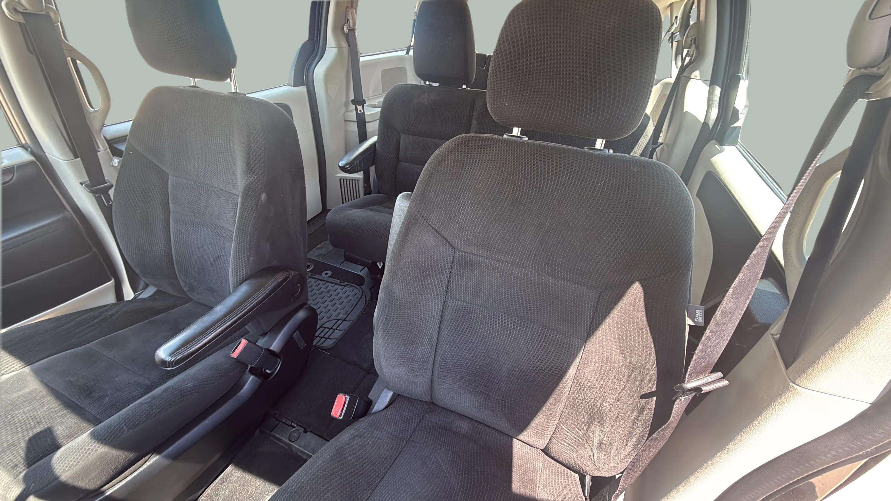 2016 Dodge Grand Caravan American Value Pkg
