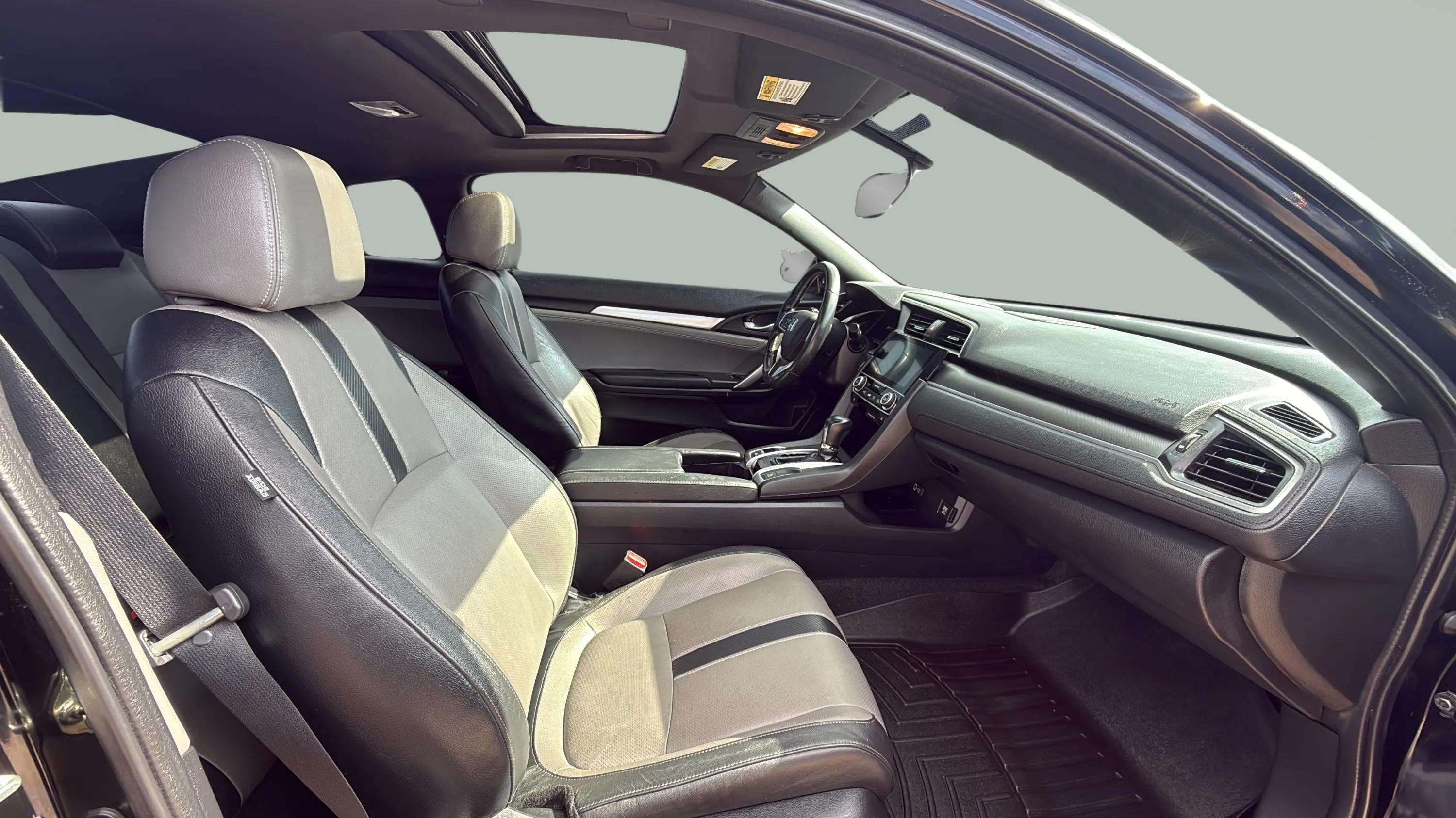 2017 Honda Civic Coupe EX-L