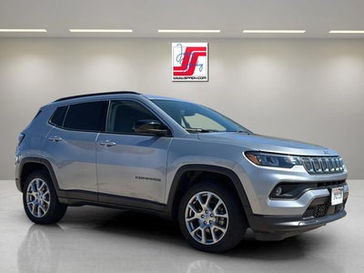 2022 Jeep Compass Latitude Lux