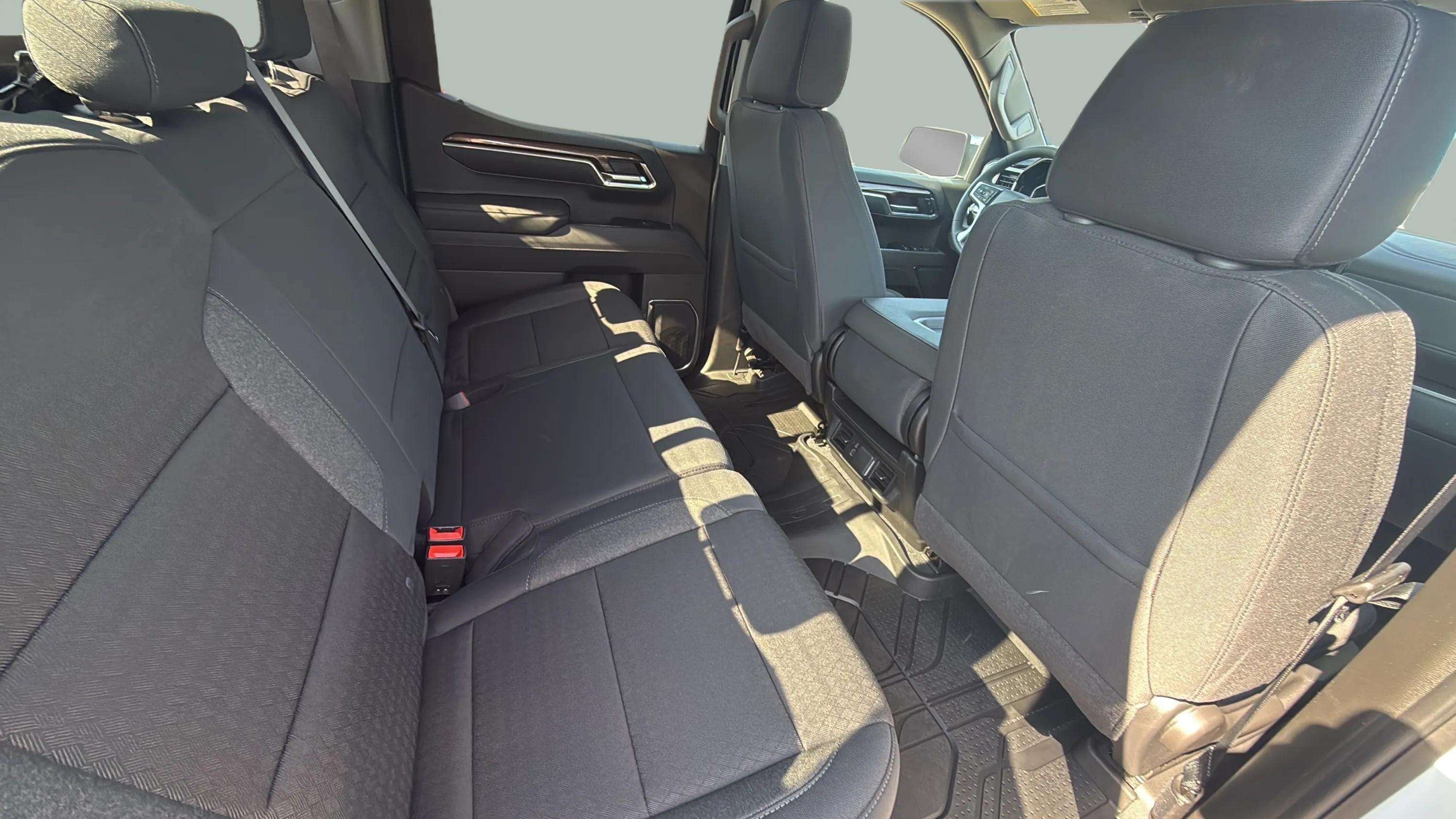 2026 Chevrolet Silverado 1500 LT - Photo 12