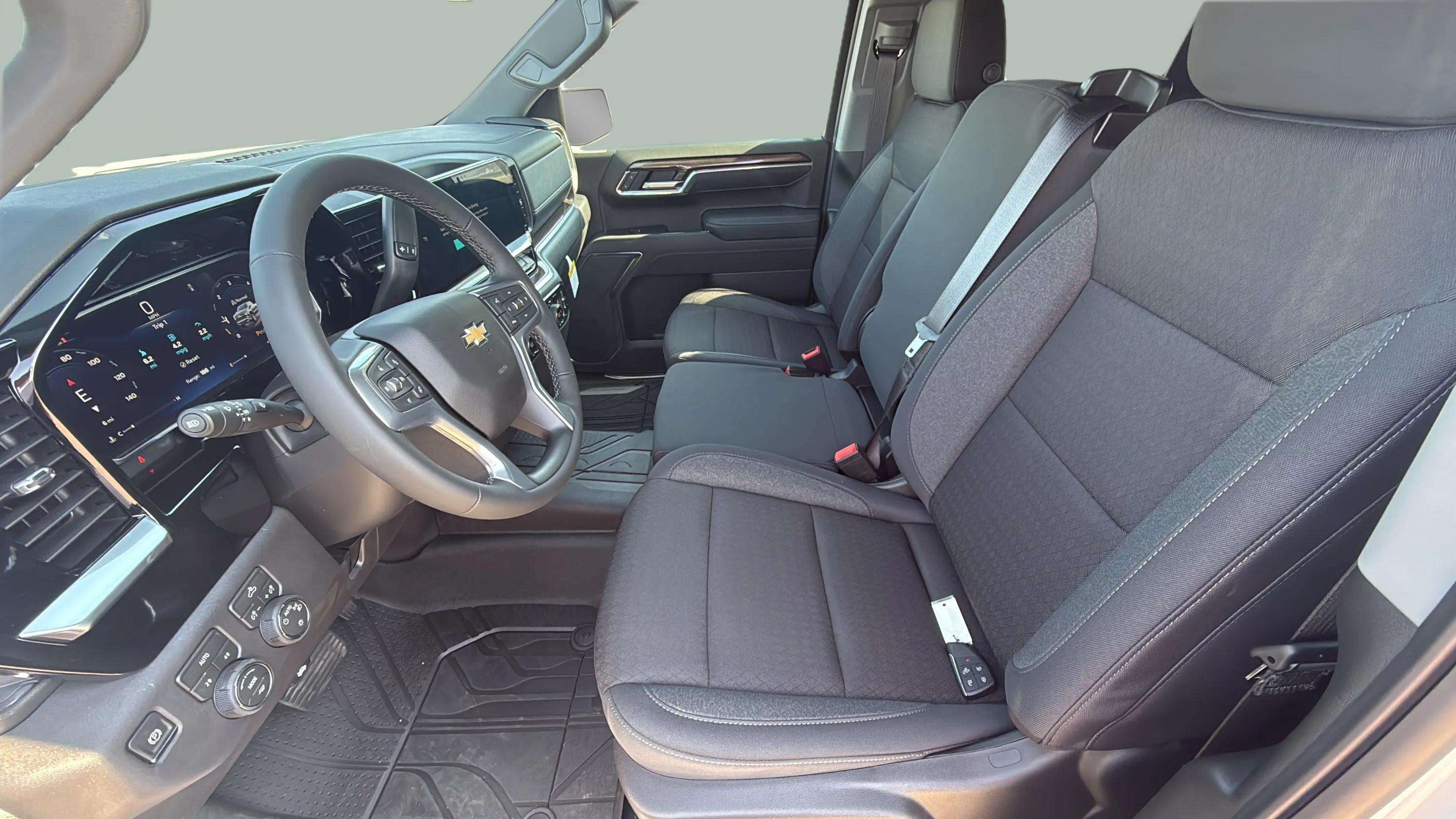 2026 Chevrolet Silverado 1500 LT - Photo 16