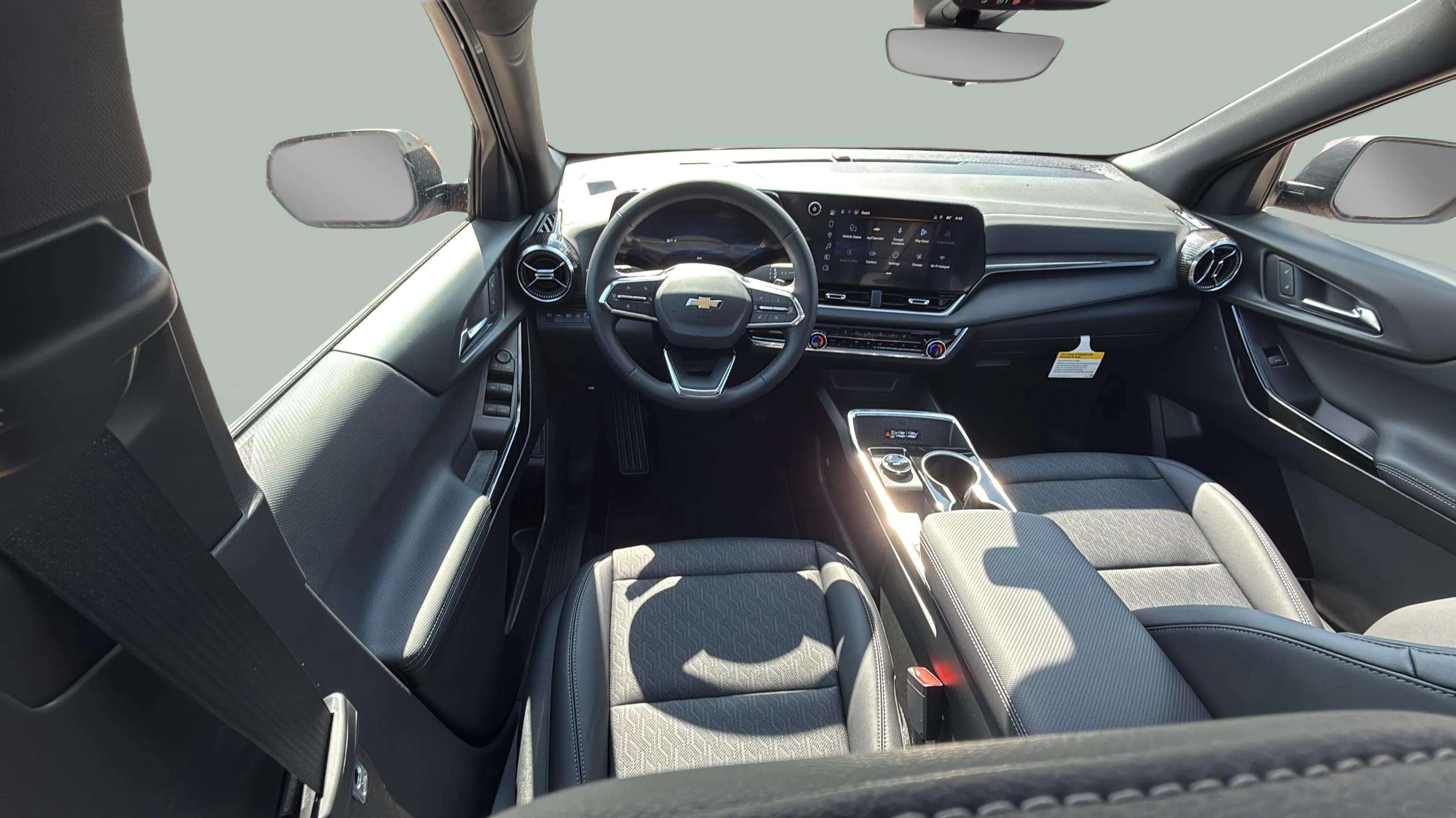 2027 Chevrolet Equinox AWD LT
