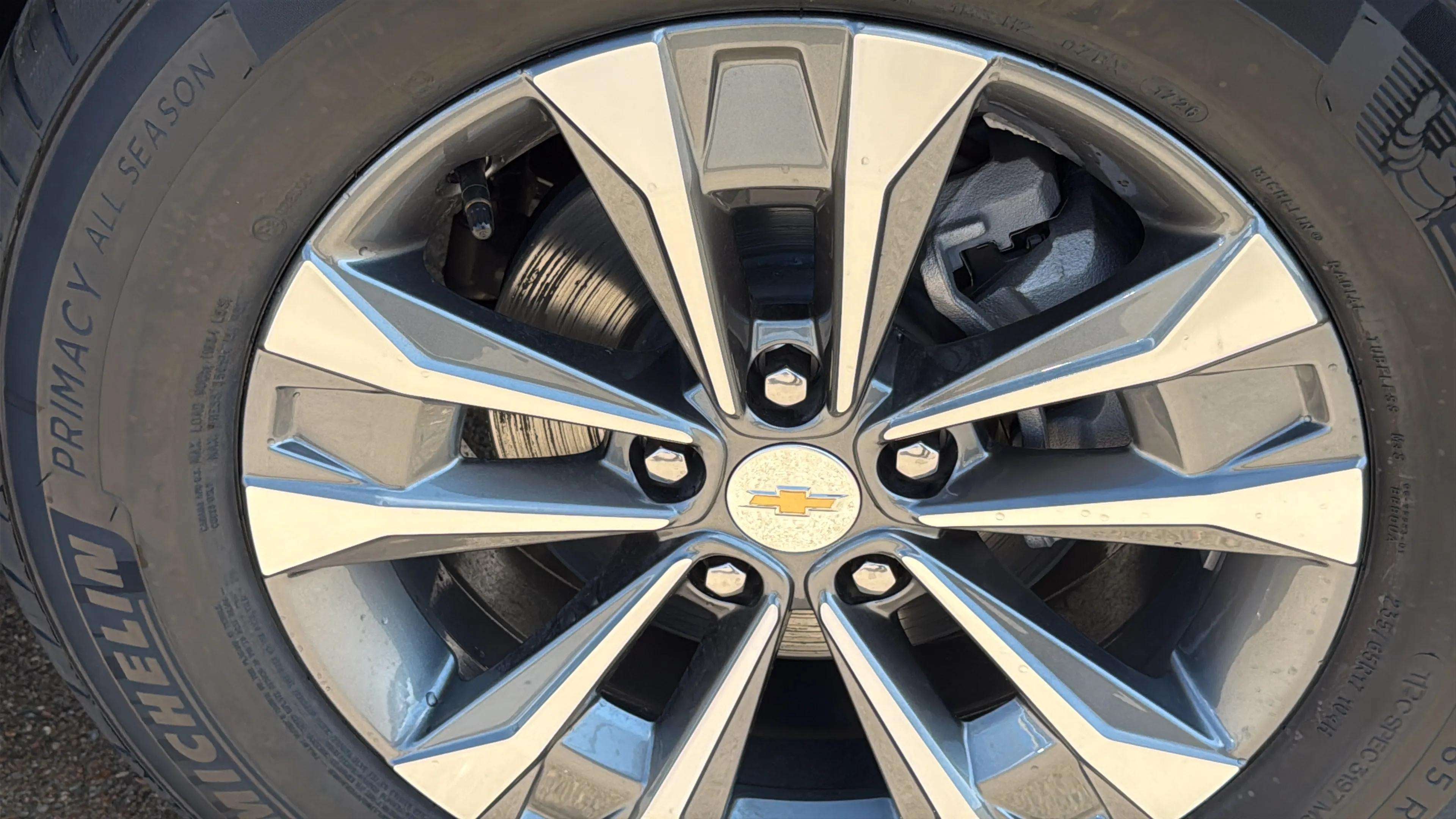 2027 Chevrolet Equinox AWD LT