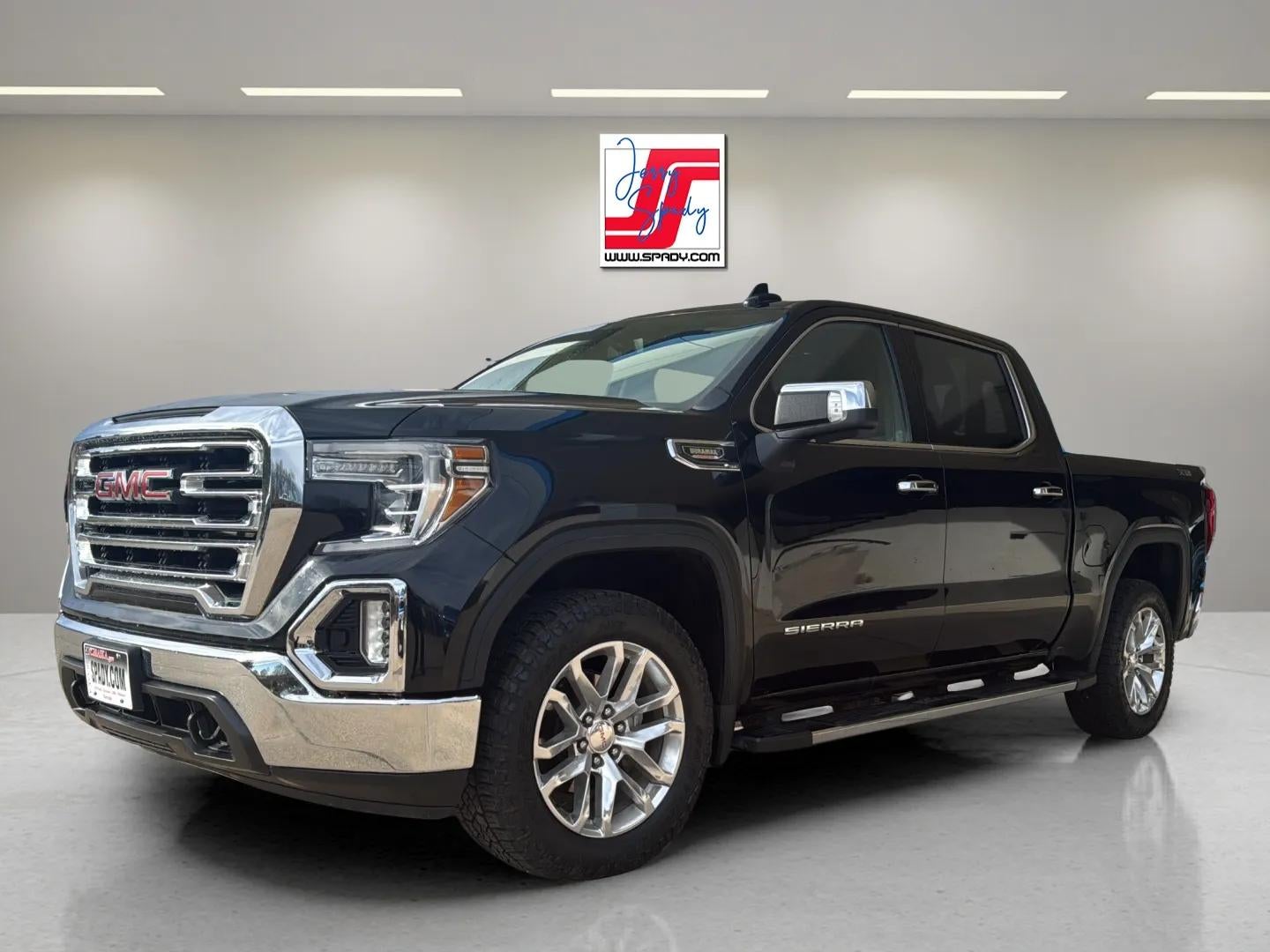 2021 GMC Sierra 4WD Crew Cab Short Box SLT's photo