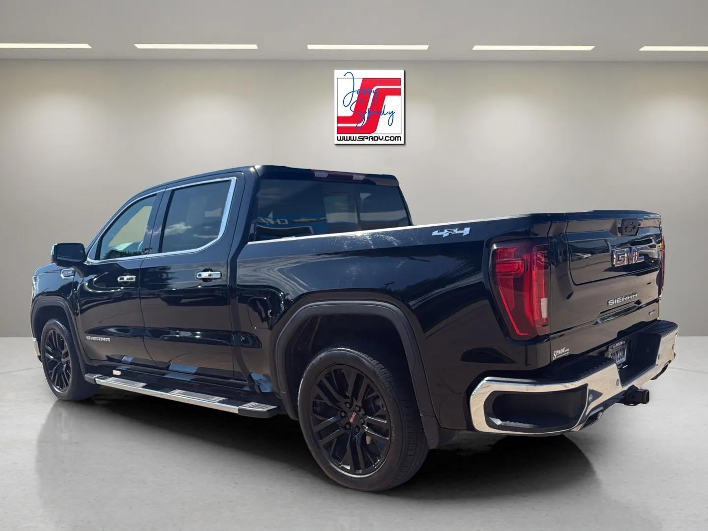 2023 GMC Sierra 1500 SLT