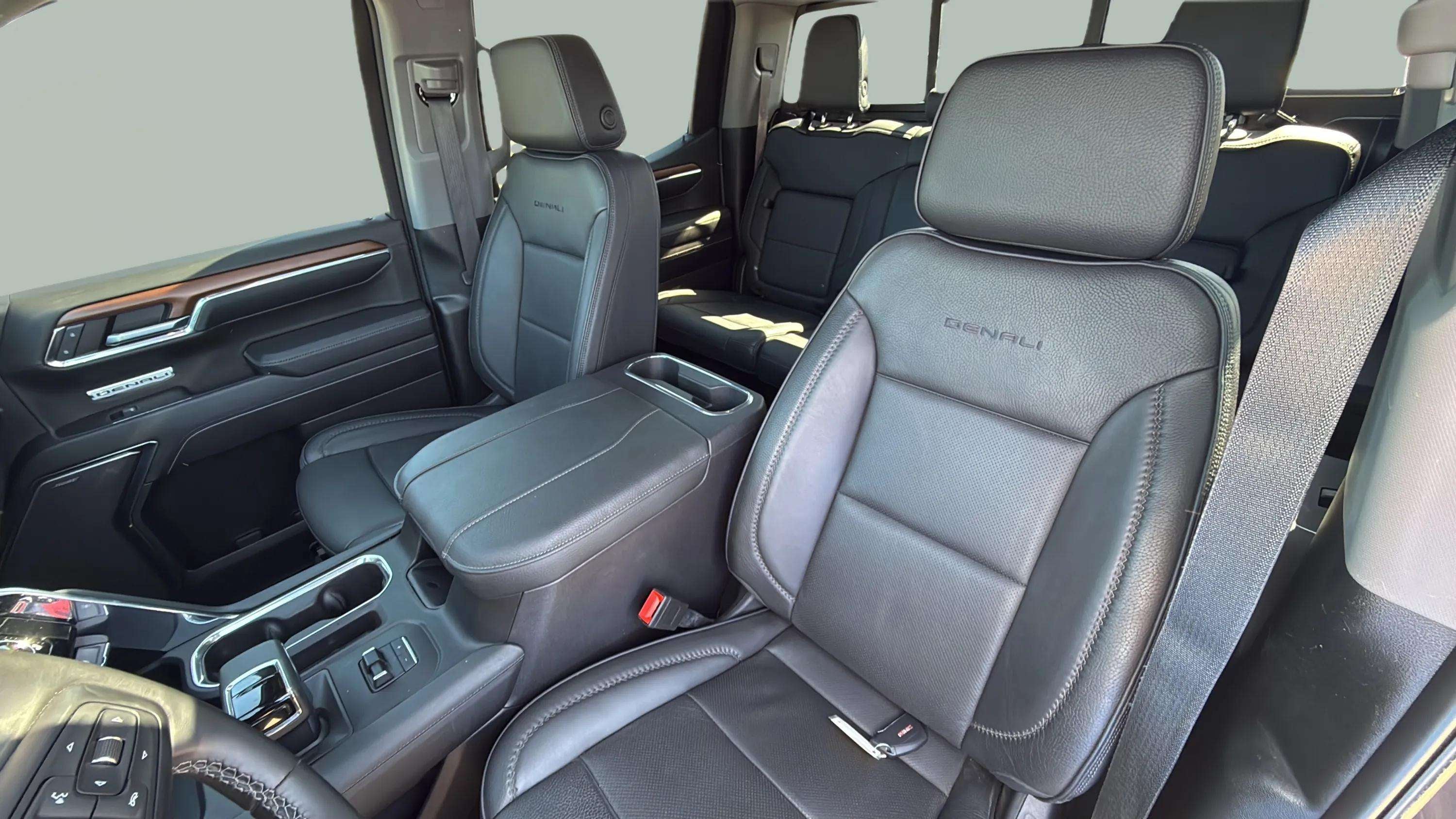2023 GMC Sierra 1500 Denali