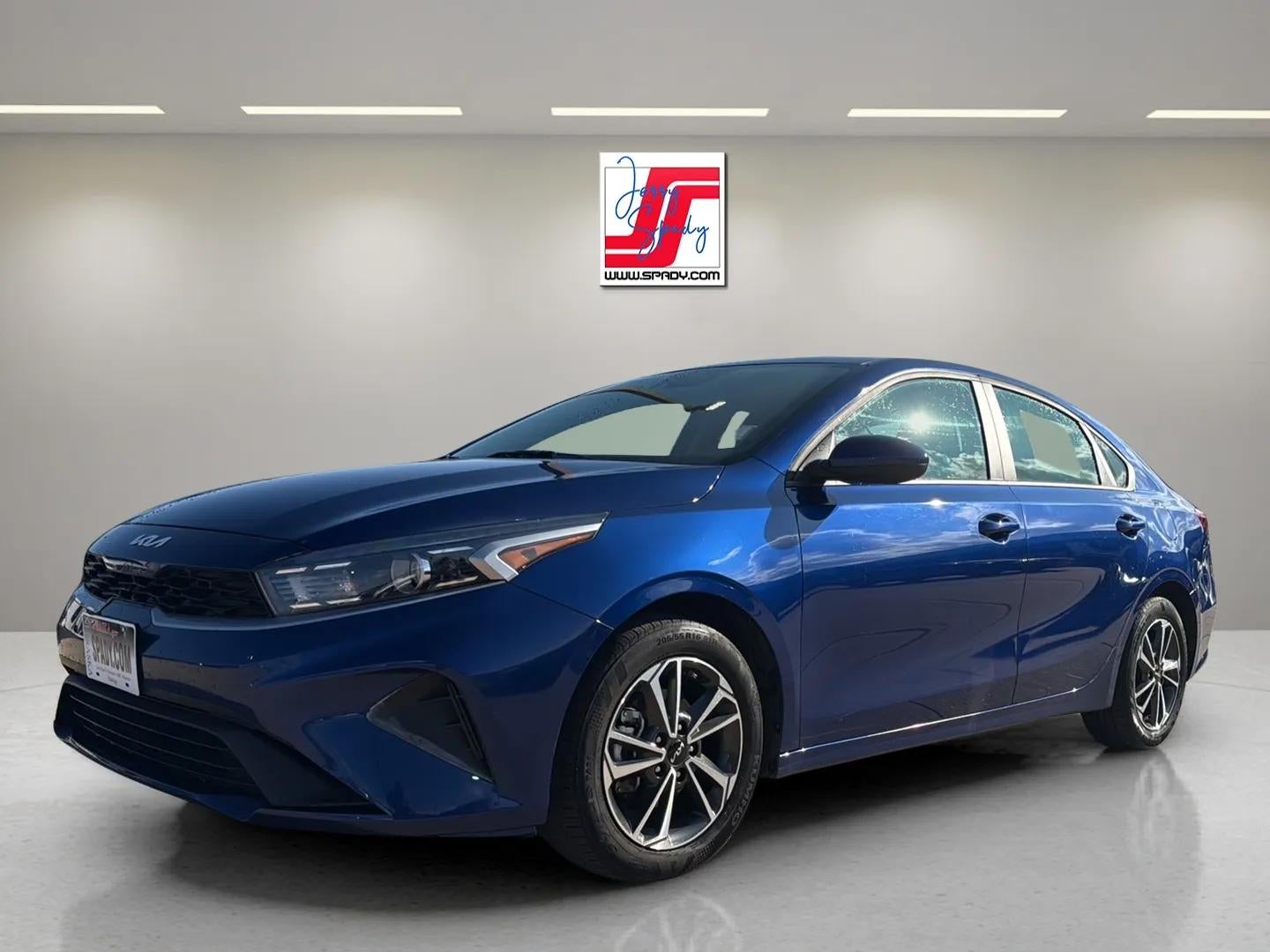 2024 Kia Forte LXS AT's photo