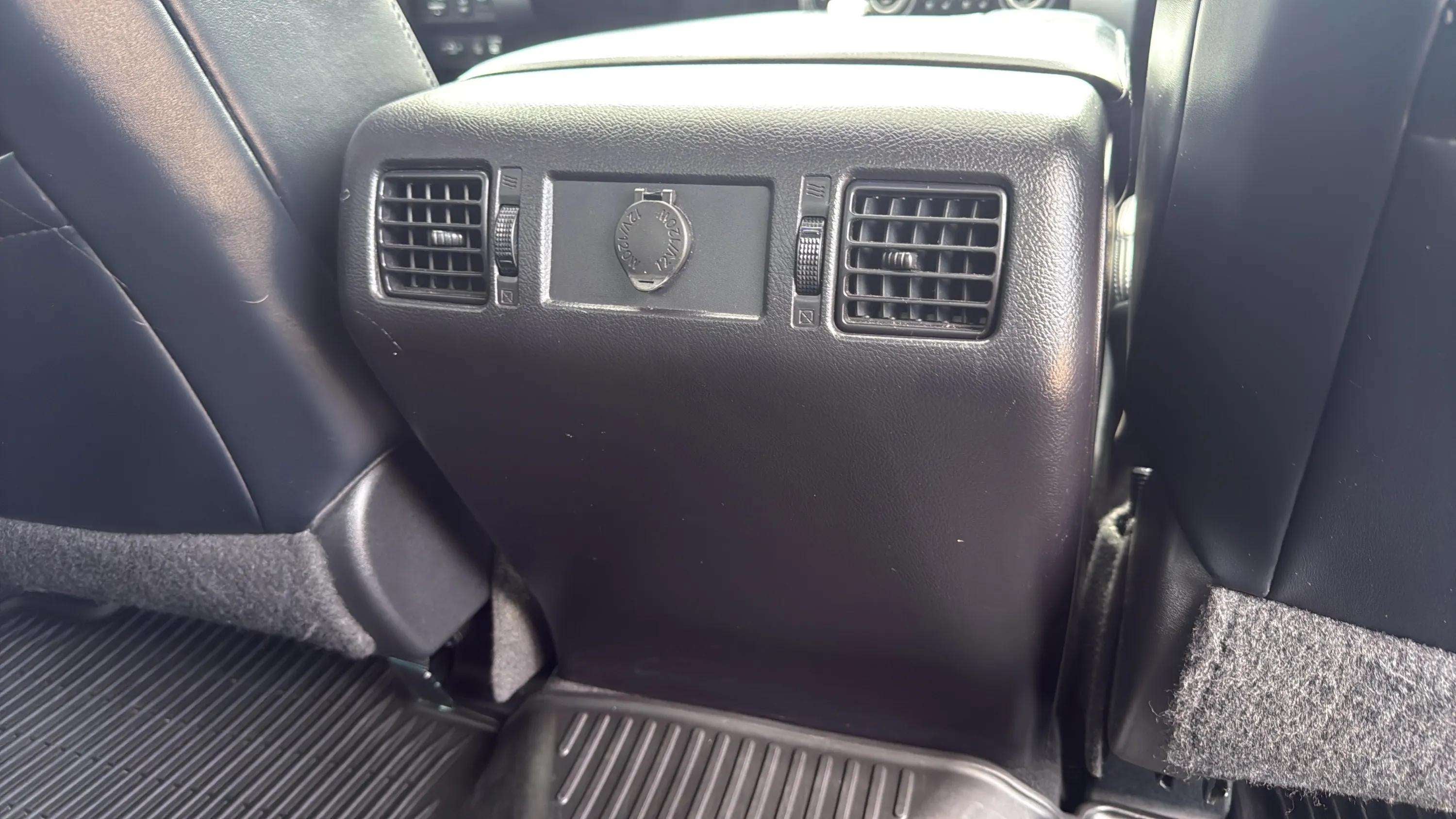 2015 Toyota Tundra 4WD Truck Platinum