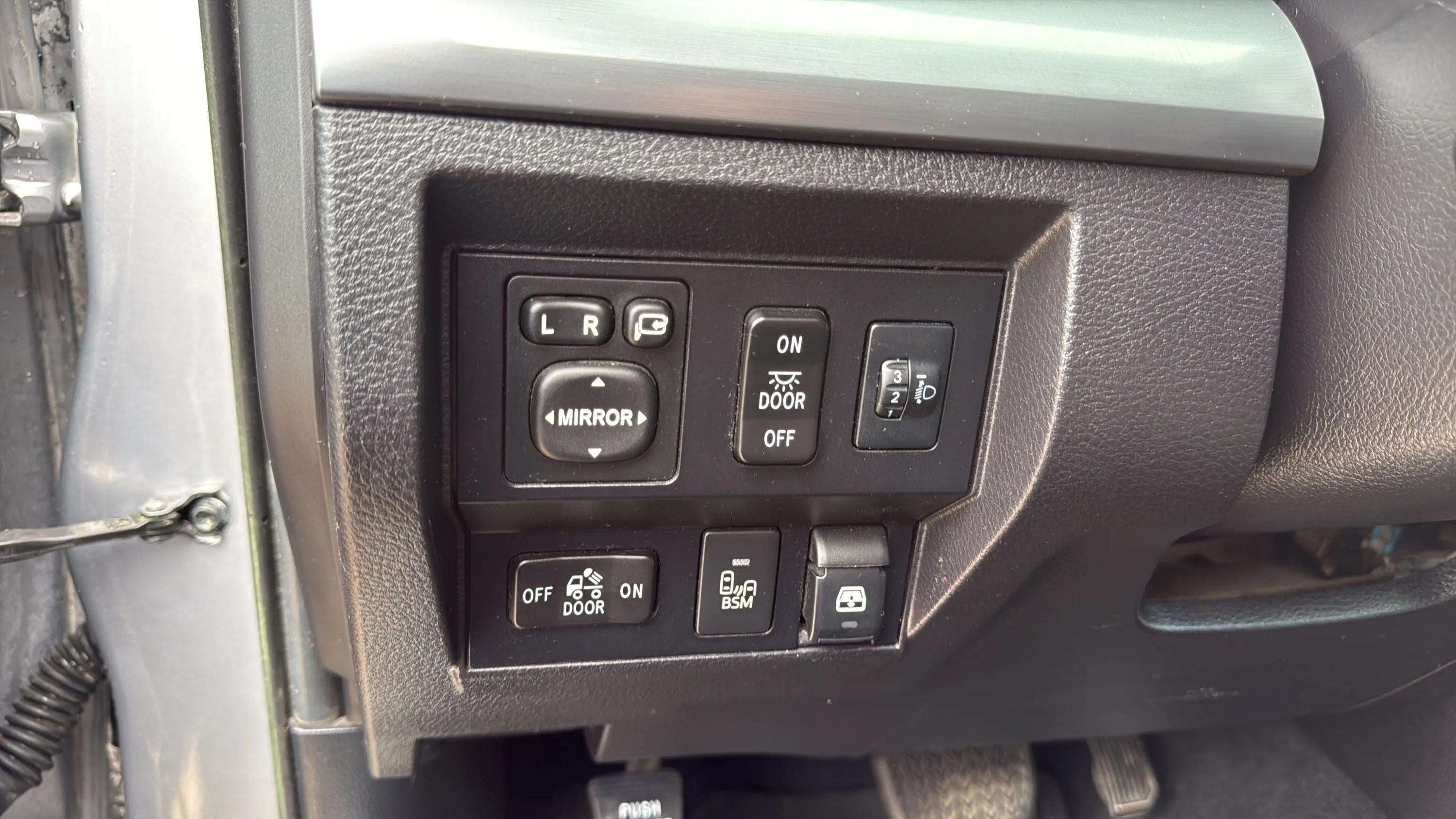 2015 Toyota Tundra 4WD Truck Platinum
