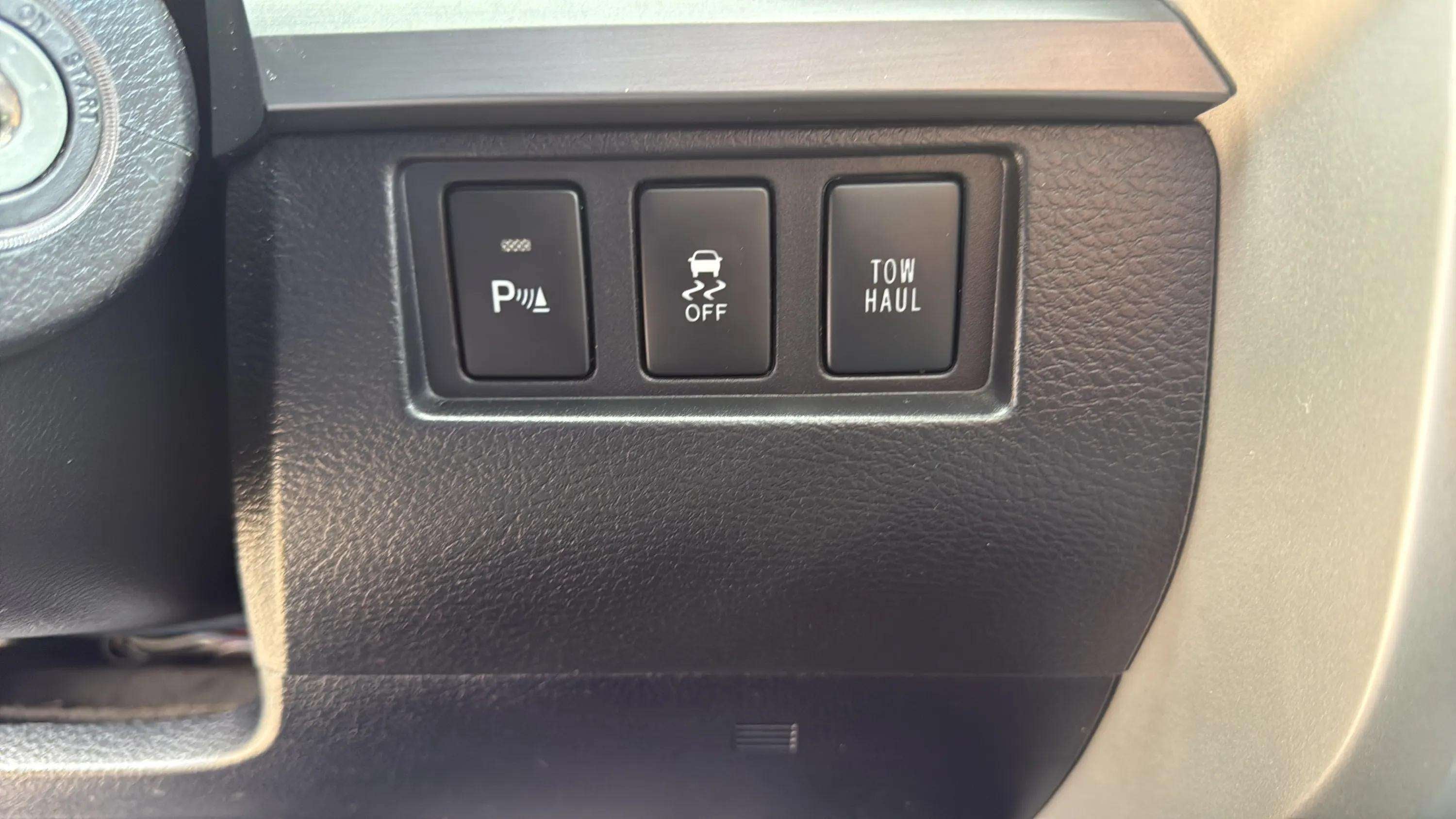 2015 Toyota Tundra 4WD Truck Platinum