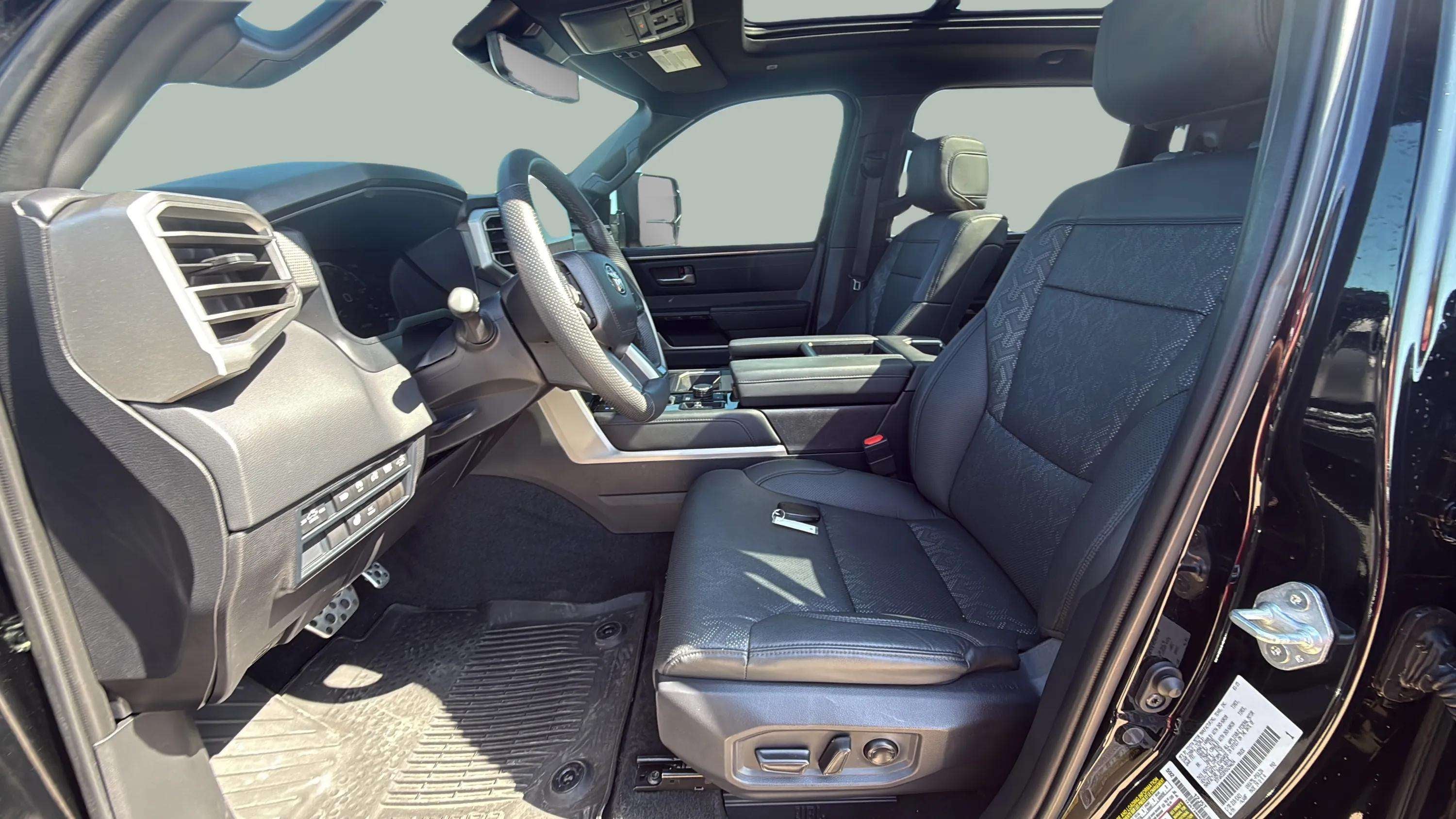2025 Toyota Tundra 4WD SR5