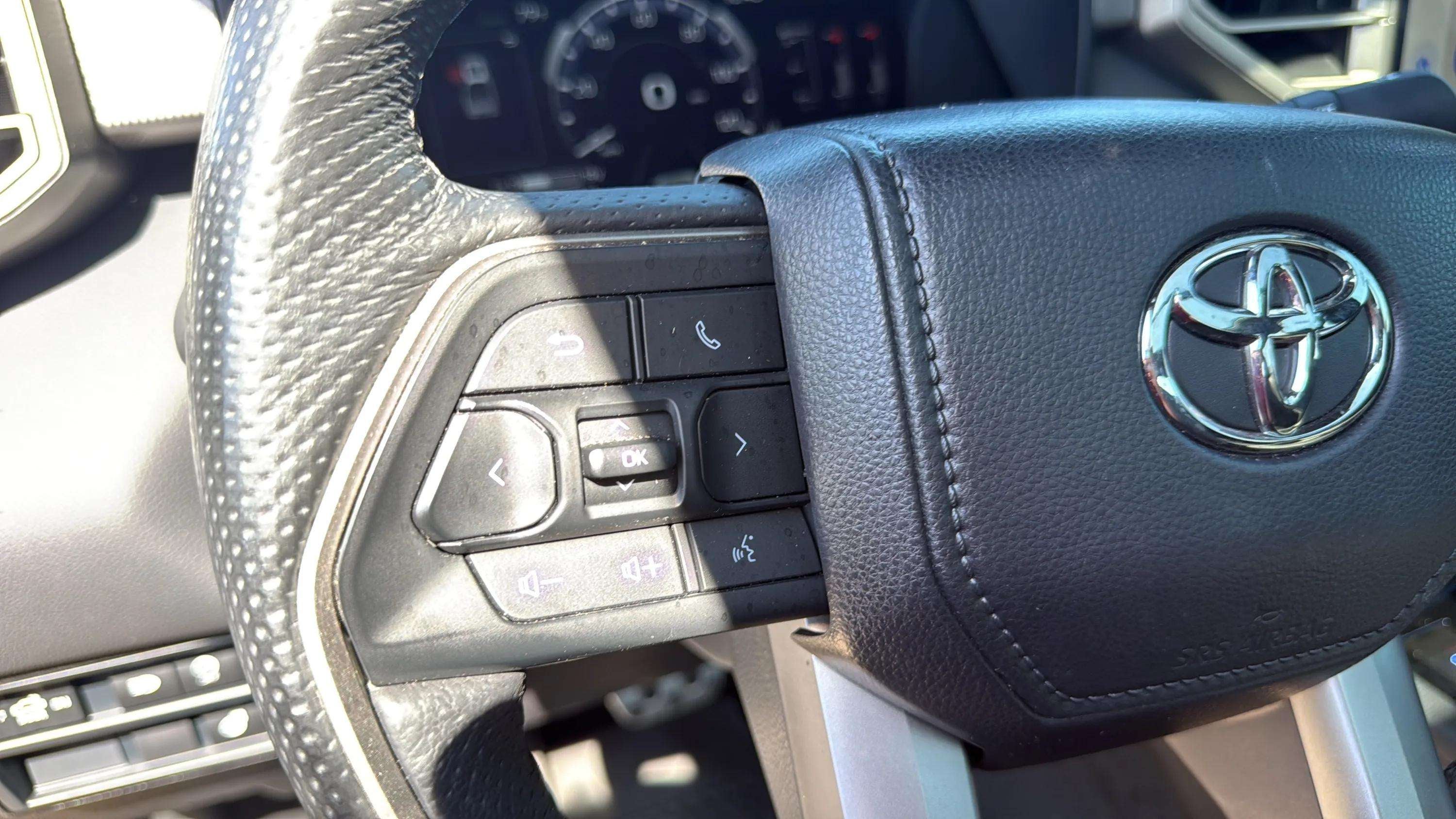 2025 Toyota Tundra 4WD SR5
