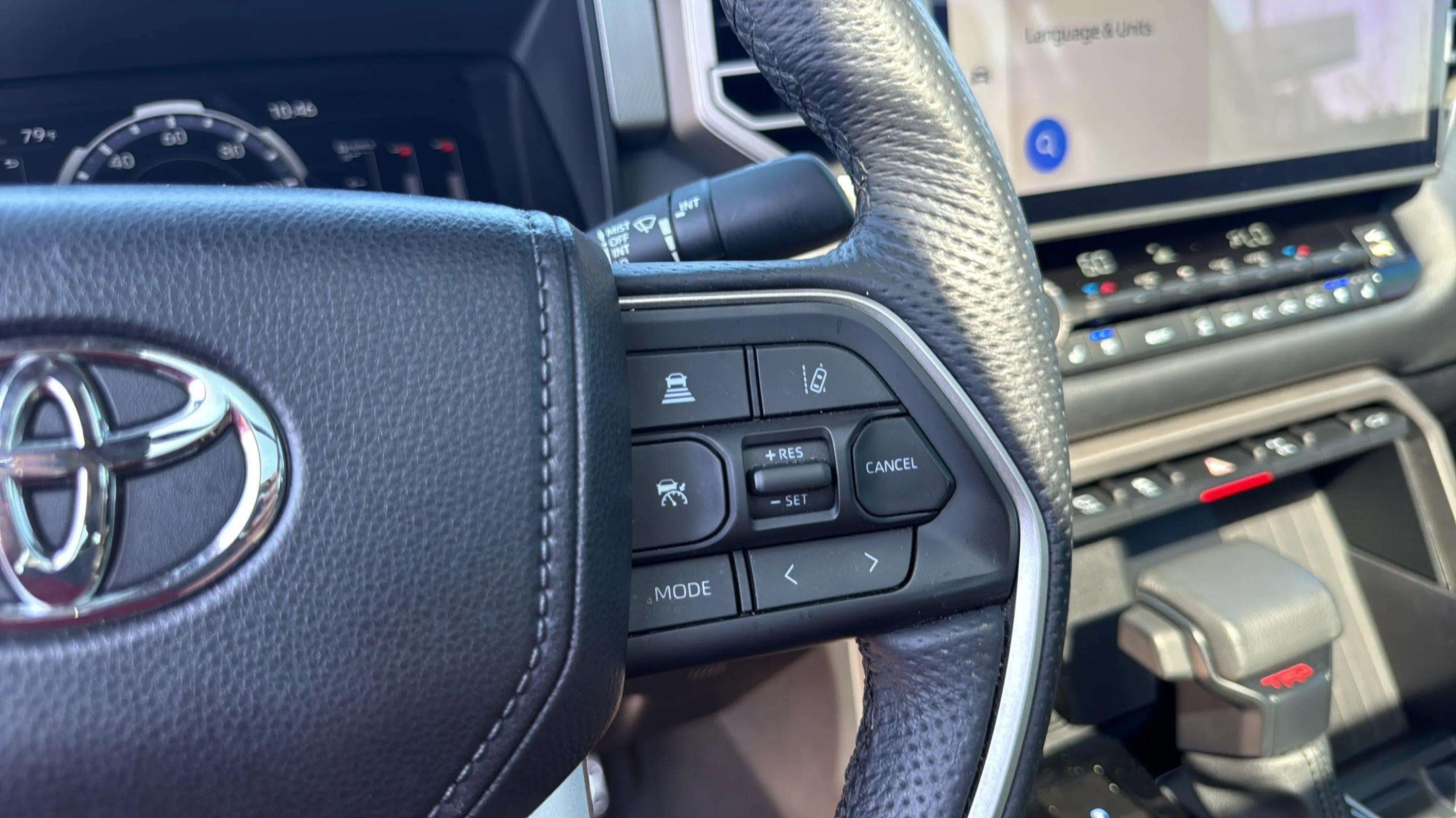 2025 Toyota Tundra 4WD SR5