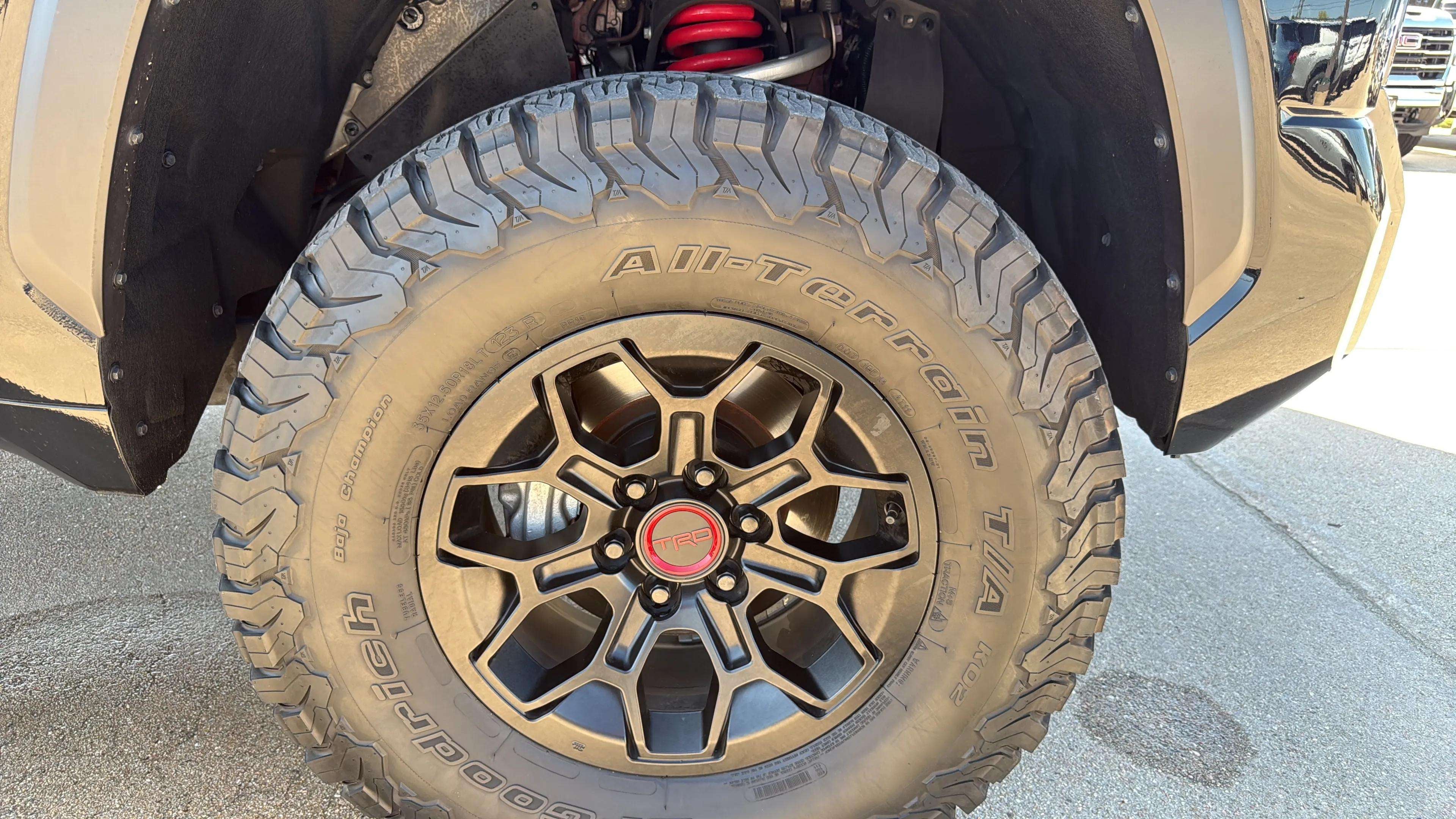 2025 Toyota Tundra 4WD SR5